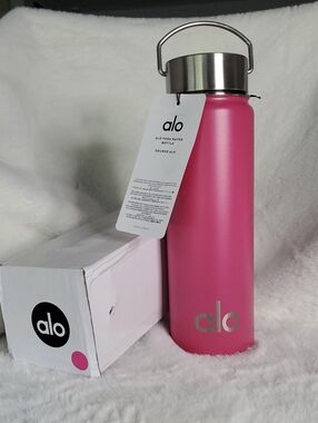 ALO Yoga Pink Insulated Steel Bottle